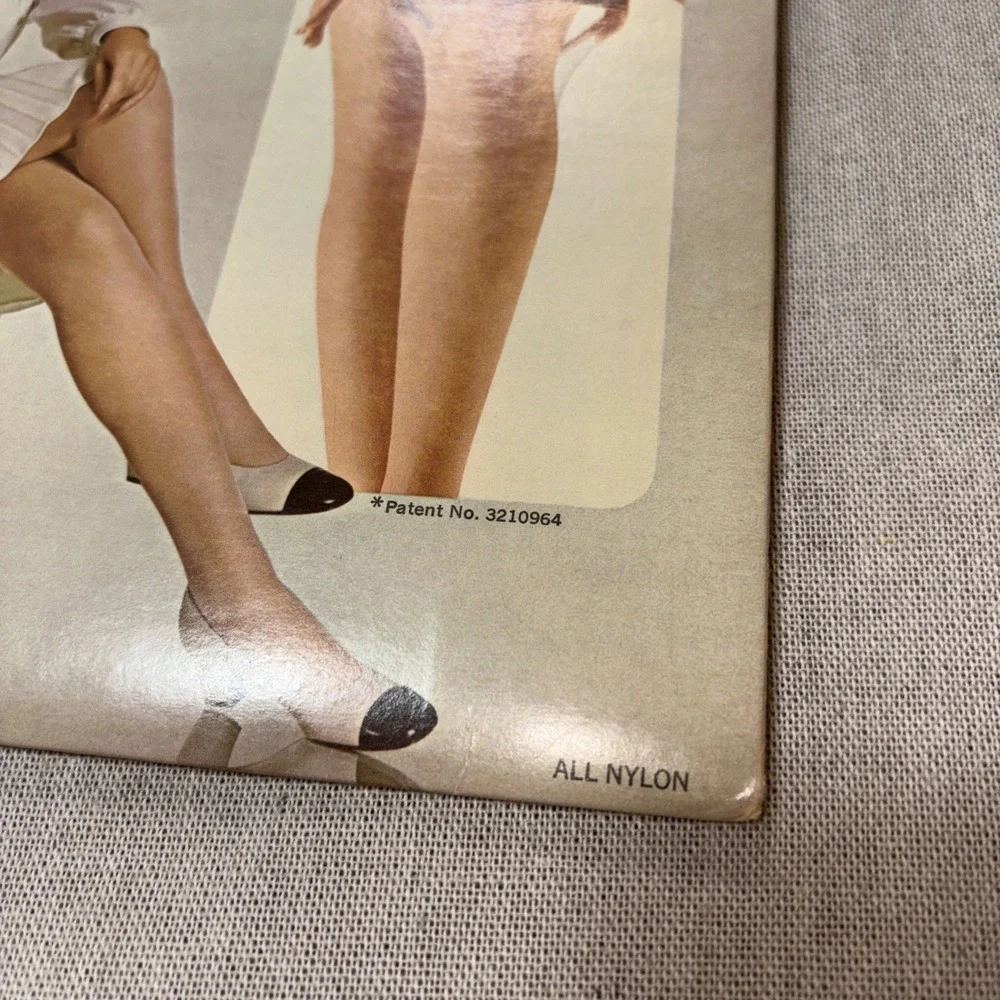 Vintage Sears Cling-Alon Daytime Sheer Stockings Mesh Knit‎ Gray Size B 10-11
